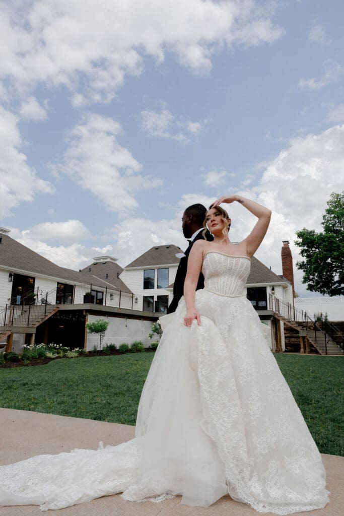Planning a Spring Wedding at The Glasshouse at River Oaks | Venue Guide