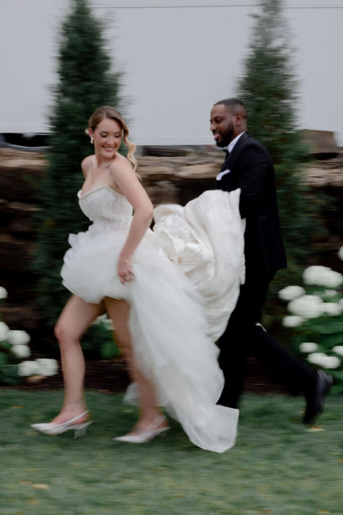 Planning a Spring Wedding at The Glasshouse at River Oaks | Venue Guide