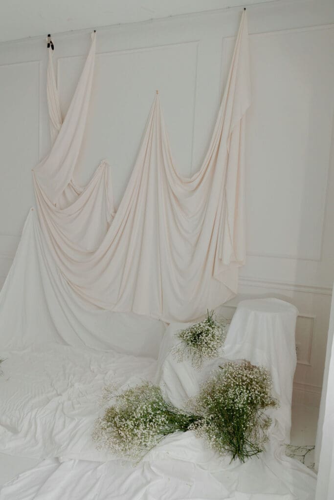 boudoir session decor
