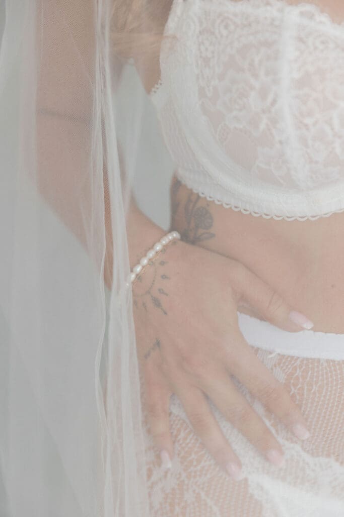 Jojo’s Dreamy Kansas City Boudoir Session