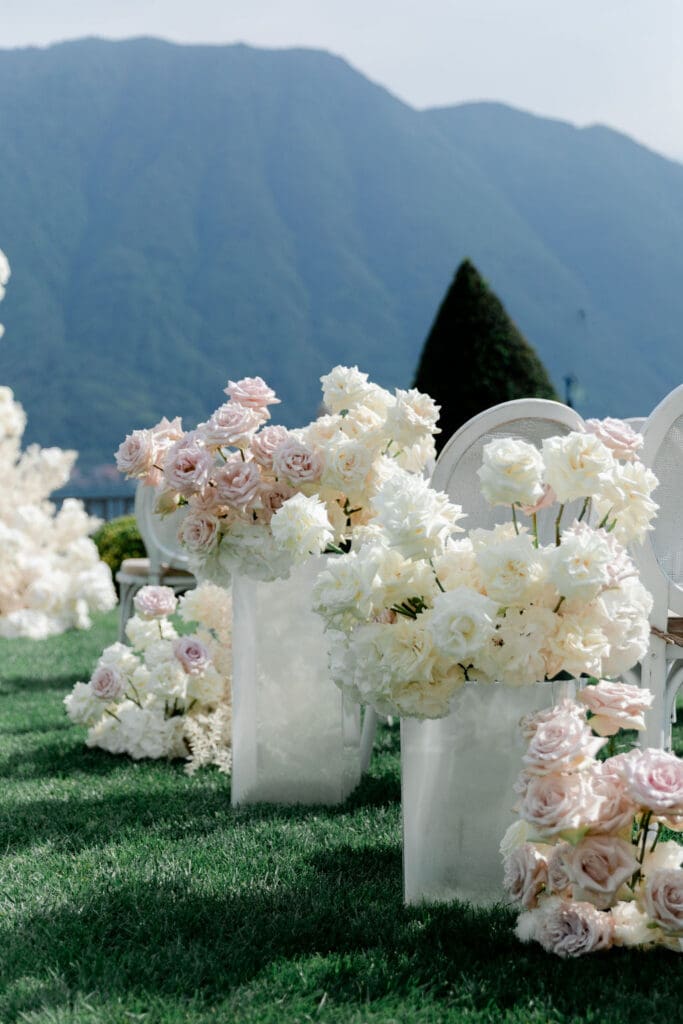 stunning florals at the wedding ceremony