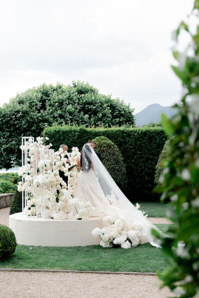 Inside Ashley & Jordan’s Elegant Wedding at Villa Balbiano in Lake Como